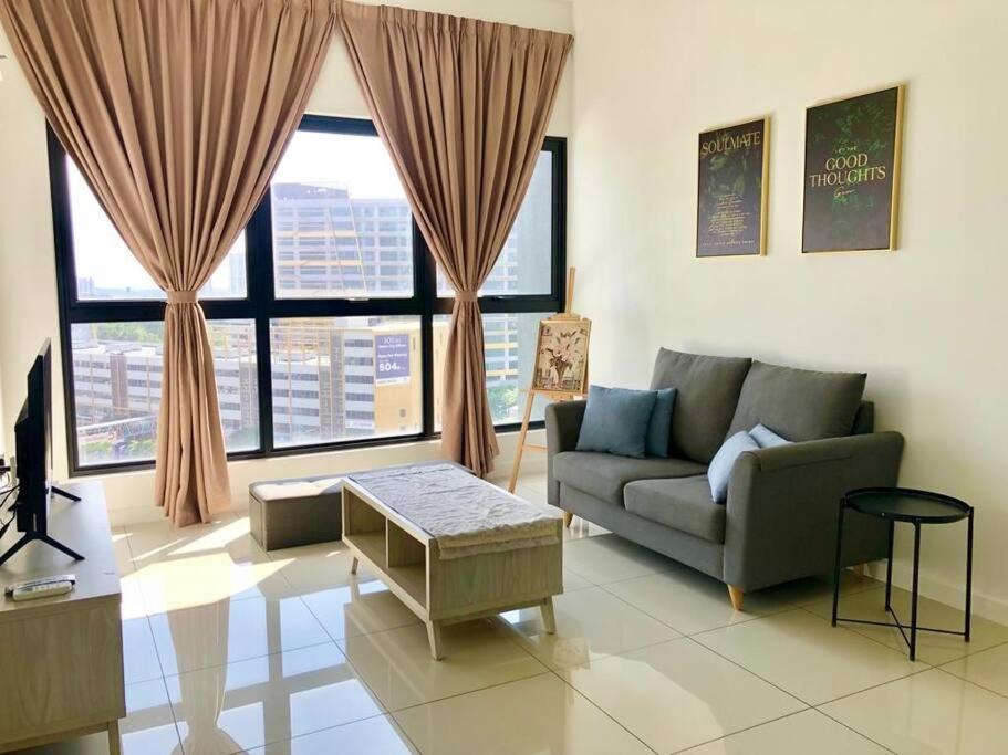 Cozy Mayfair Homestay Puchong Exterior foto